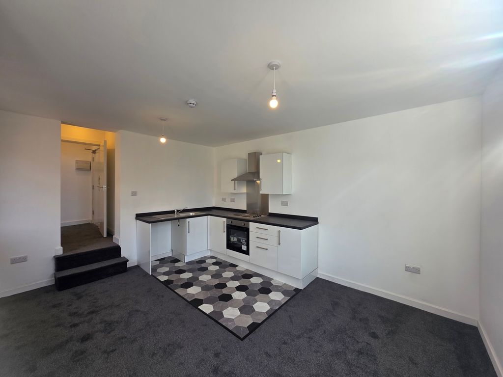 Property photo 3 of 7