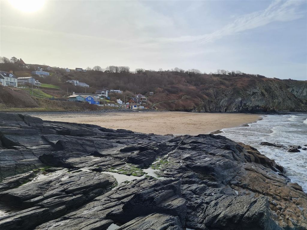 Property photo 2 of 37 Tresaith Beach