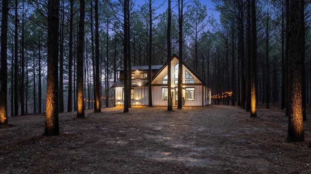 Property photo 1 of 31