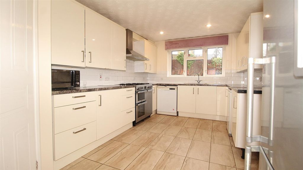 Property photo 2 of 27 Img_8532.Jpeg