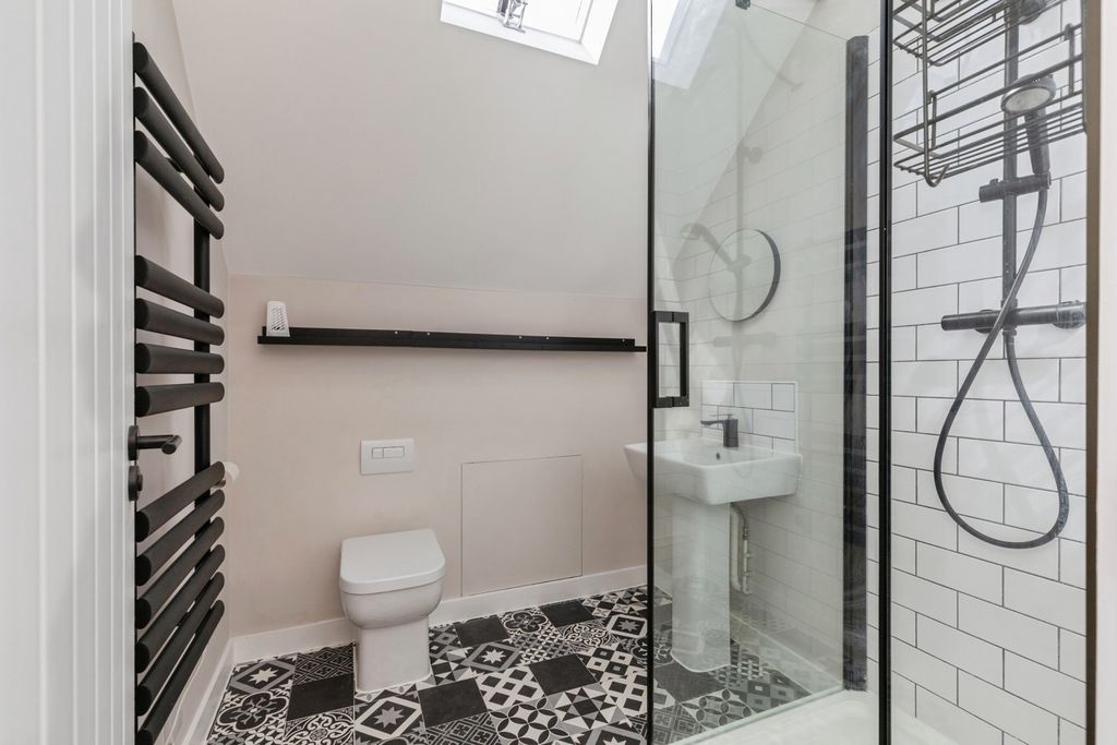 Additional image 8 of 2 bed flat to rentKingsgate House, Kingswood, Bristol BS15