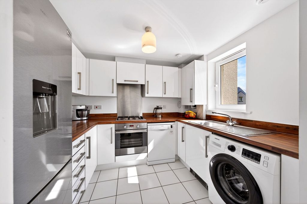 Property photo 2 of 48 Kitchen