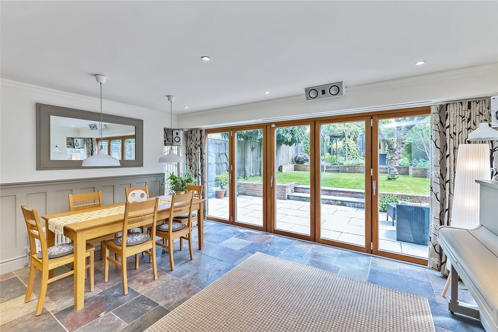 Property photo 2 of 35 Picture No. 13