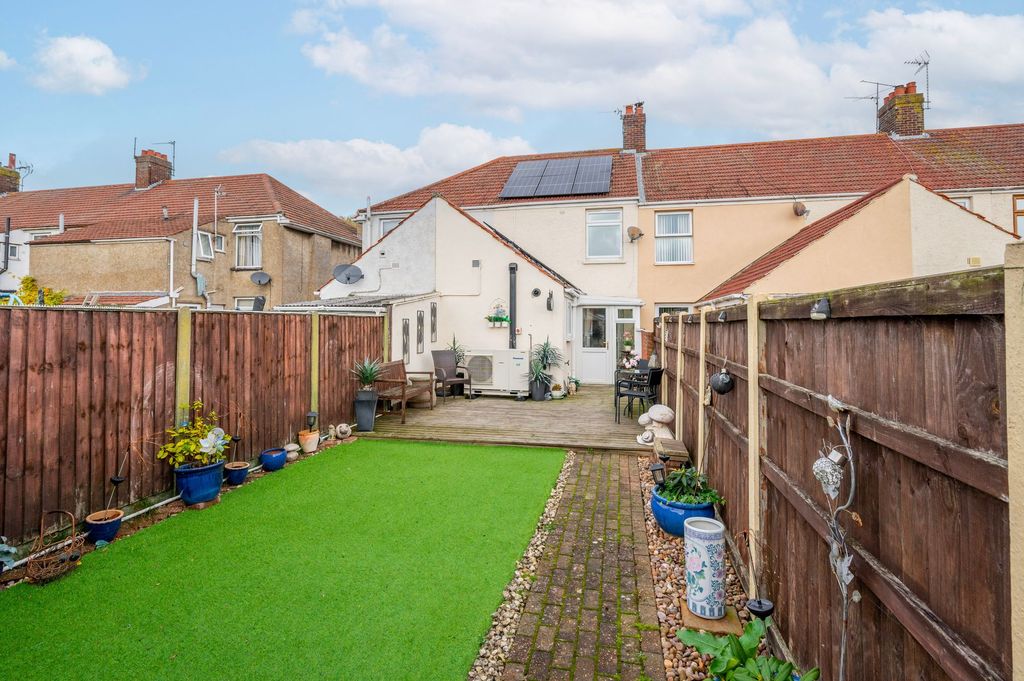 Property photo 2 of 16