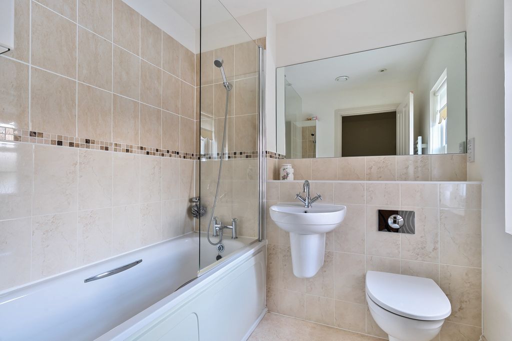 Additional image 15 of 3 bed end terrace house for saleClarendon Court, Marlborough SN8
