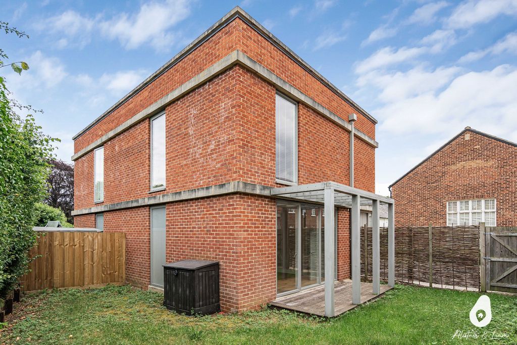 Property photo 3 of 26 5177433