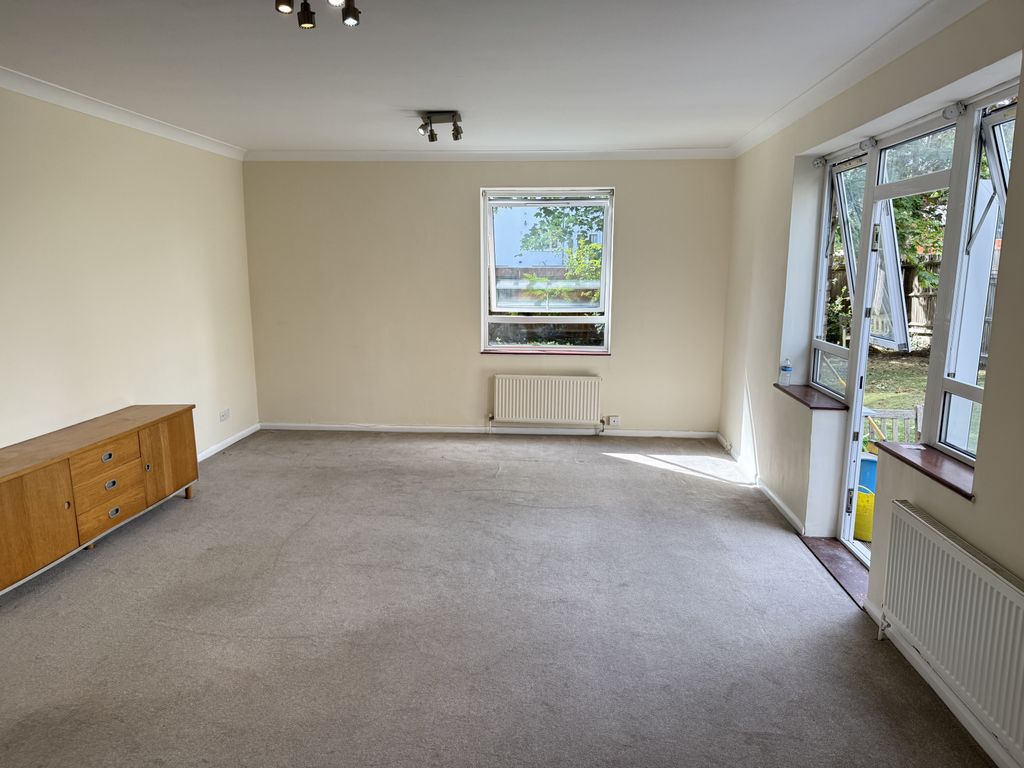 Property photo 2 of 18 Img 7883