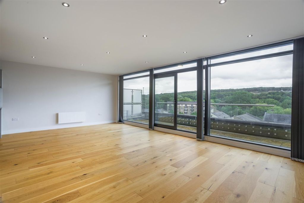 Property photo 1 of 16 00010.Jpg