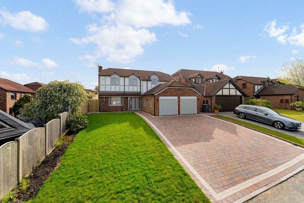 Additional image 79 of 4 bed property for saleBarnside Way, Tytherington, Macclesfield SK10