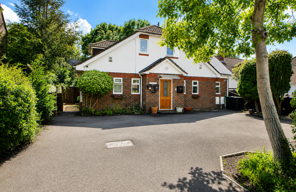 Property photo 1 of 12