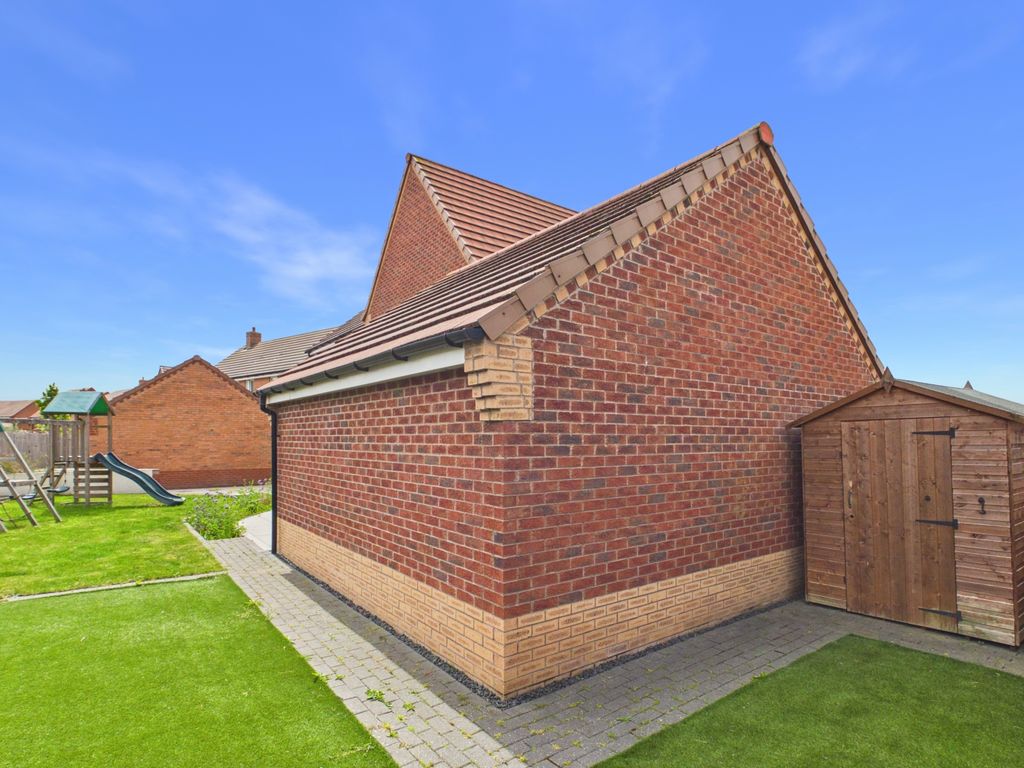 Additional image 36 of 5 bed detached house for saleMadan Gardens, Bishops Tachbrook, Leamington Spa CV33