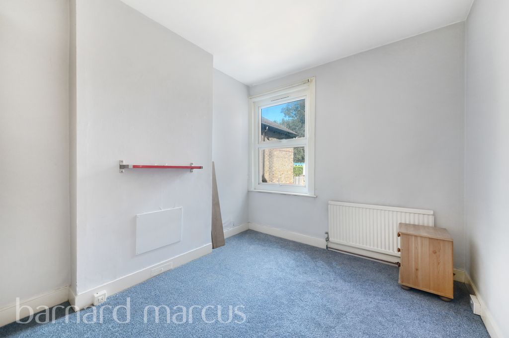 Property photo 3 of 8 Image