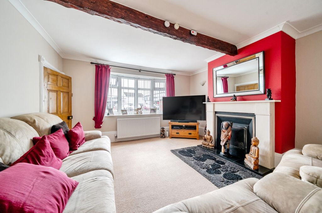 Property photo 2 of 30 1479104-12-6A317E0166097