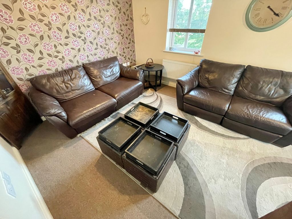 Property photo 3 of 17 View