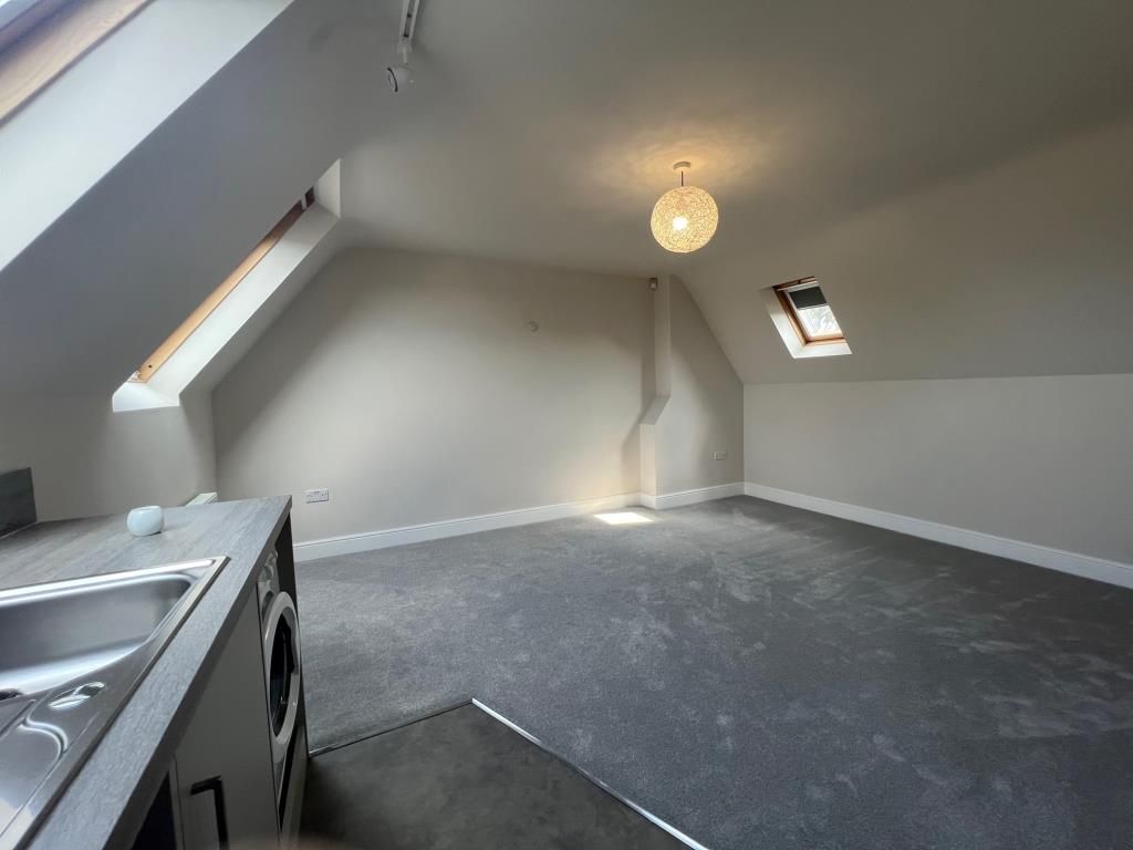 Property photo 3 of 7 6_Lge.Jpg