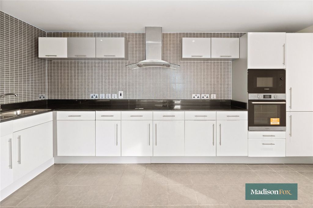 Property photo 2 of 13 Picture No. 07