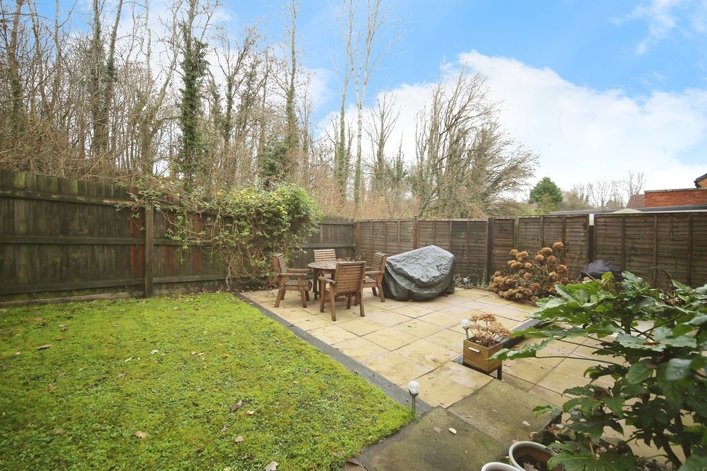Property photo 3 of 18