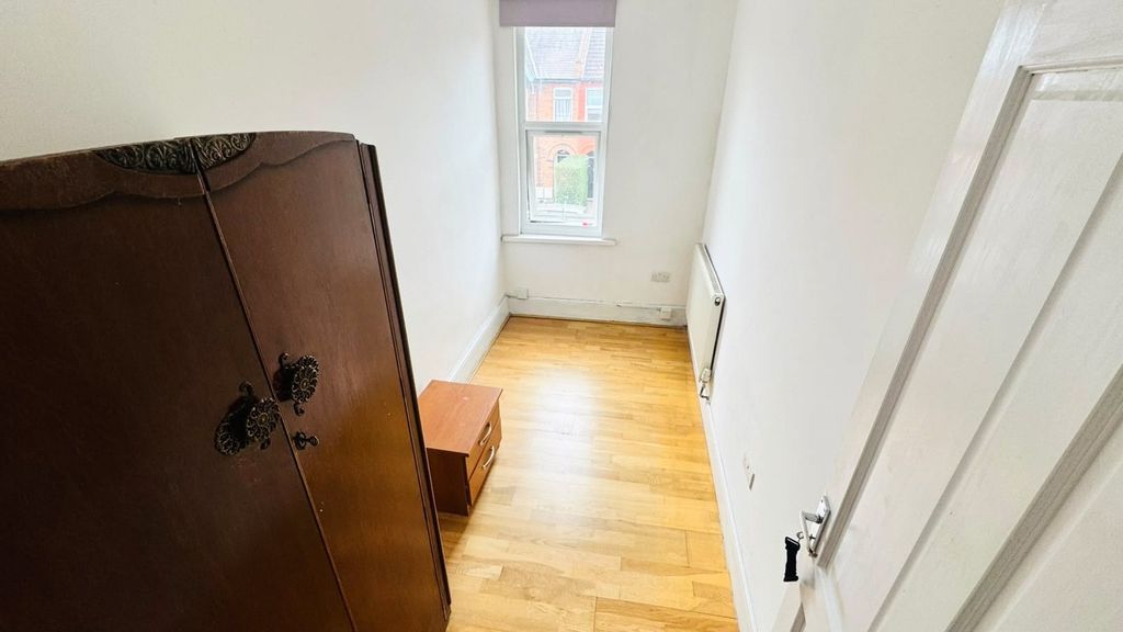 Property photo 2 of 14 Picture No. 01