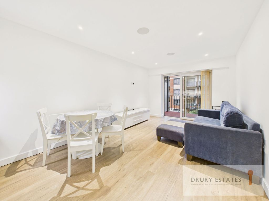 Property photo 1 of 11 Living Area