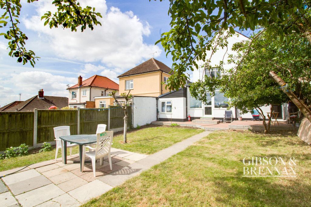 Property photo 1 of 26