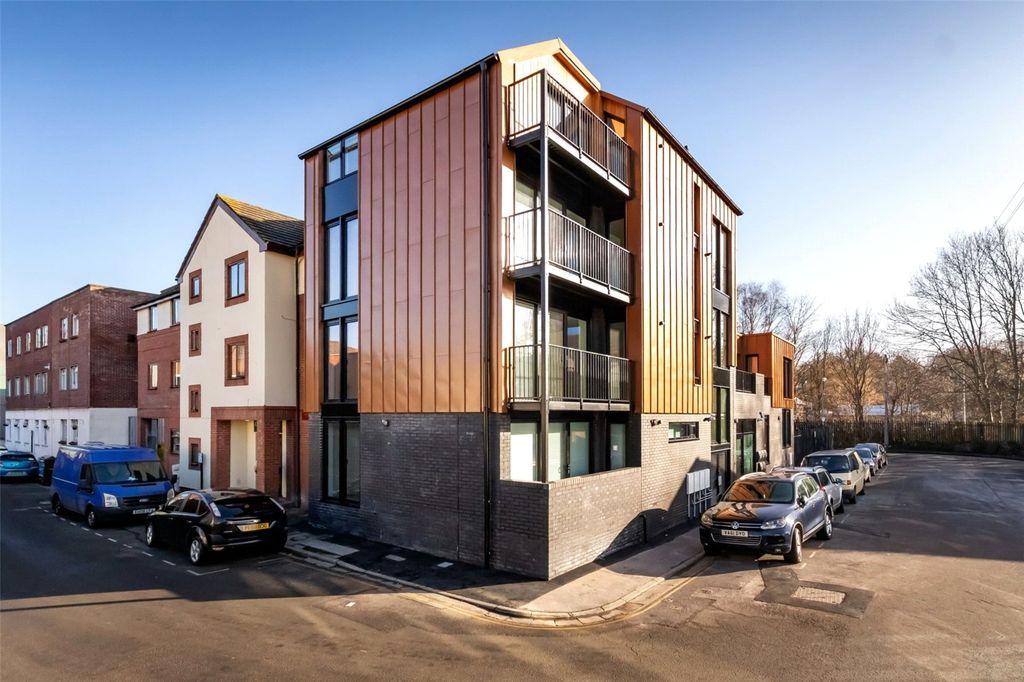 Property photo 2 of 10 Picture No. 09