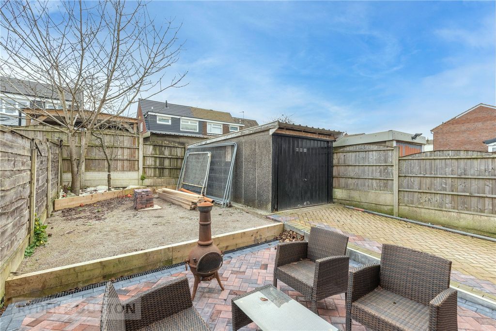 Property photo 2 of 19 Picture No. 14