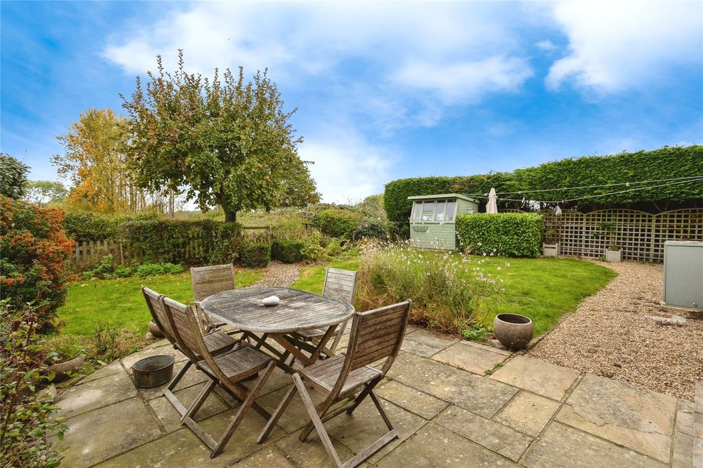 Property photo 3 of 17 Picture No. 15