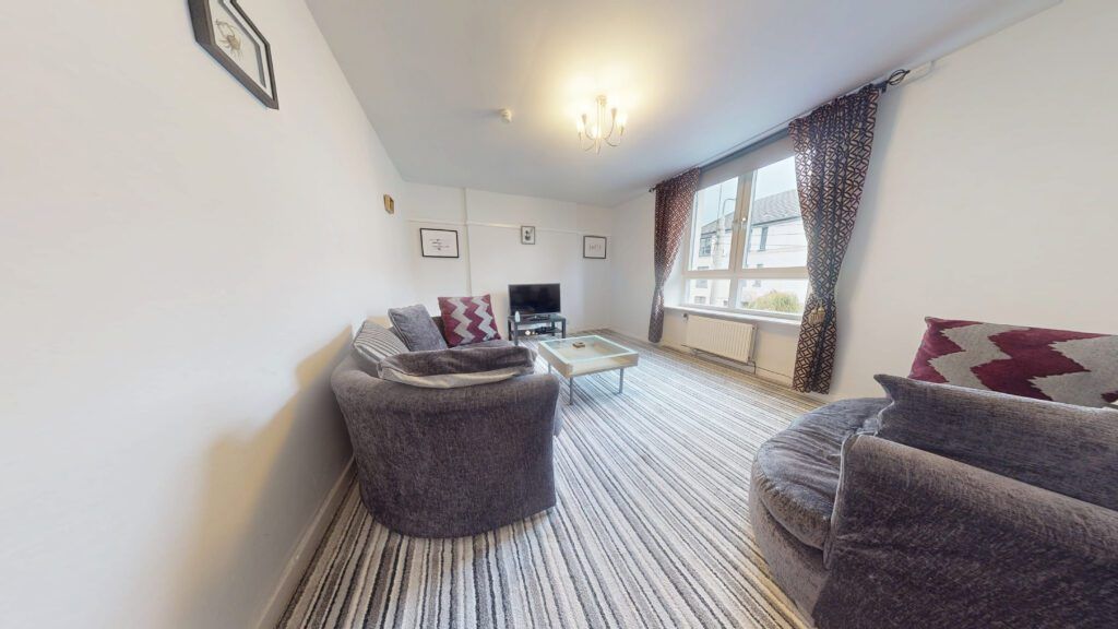 Property photo 2 of 23