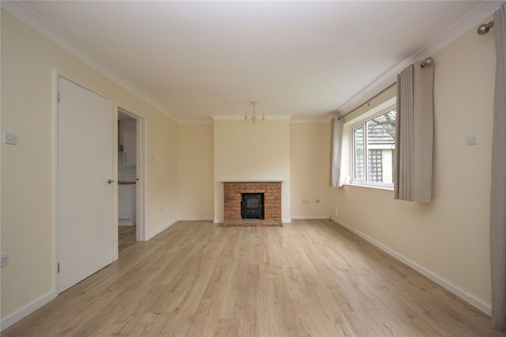 Property photo 3 of 14 Picture No. 15