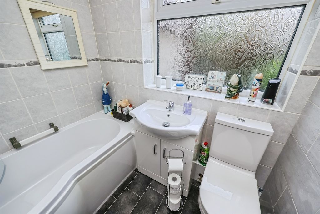 Additional image 13 of 2 bed detached bungalow for saleJulie Avenue, Heanor DE75