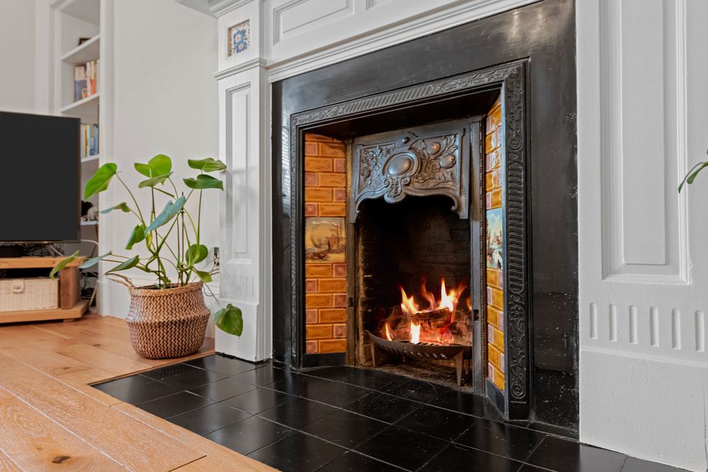 Property photo 3 of 19 Feature Fireplace