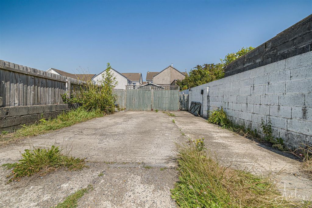 Property photo 2 of 21 Rear Parking