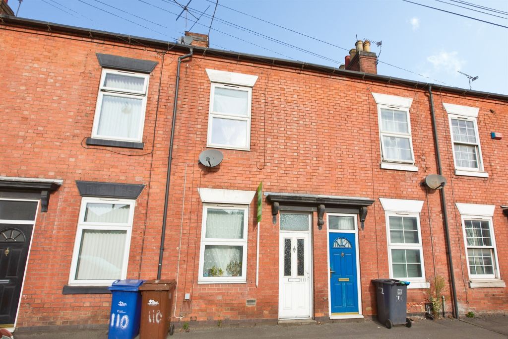 Property photo 2 of 25