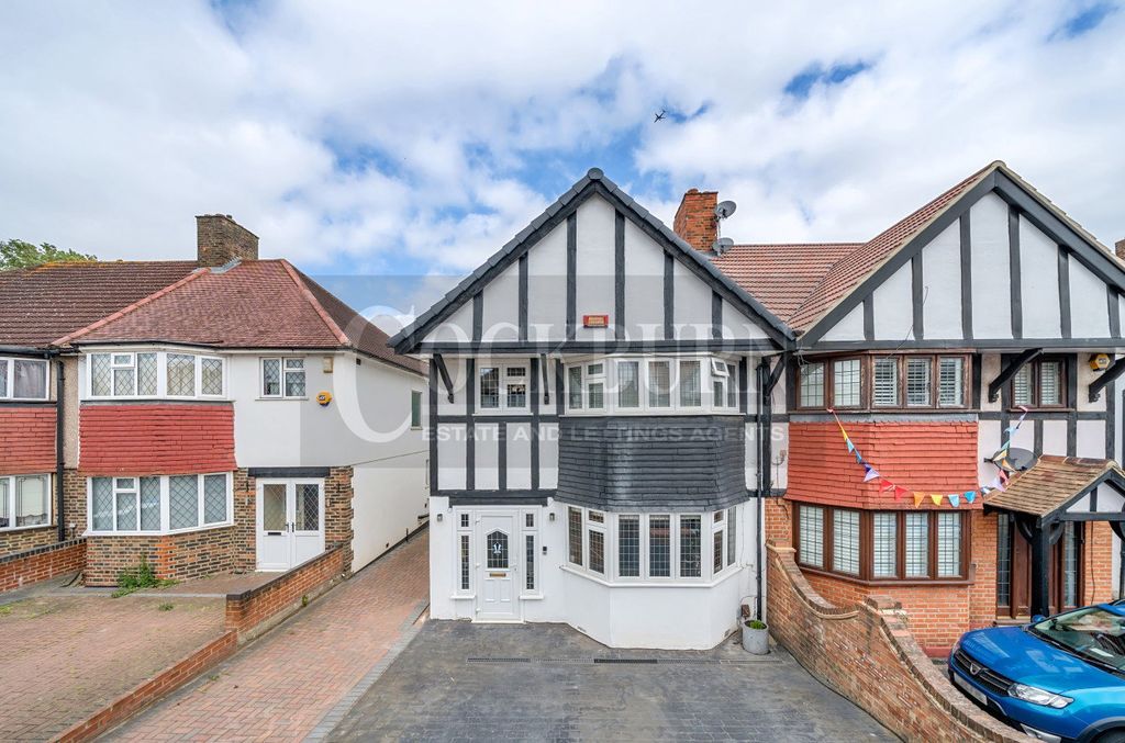 Property photo 1 of 19