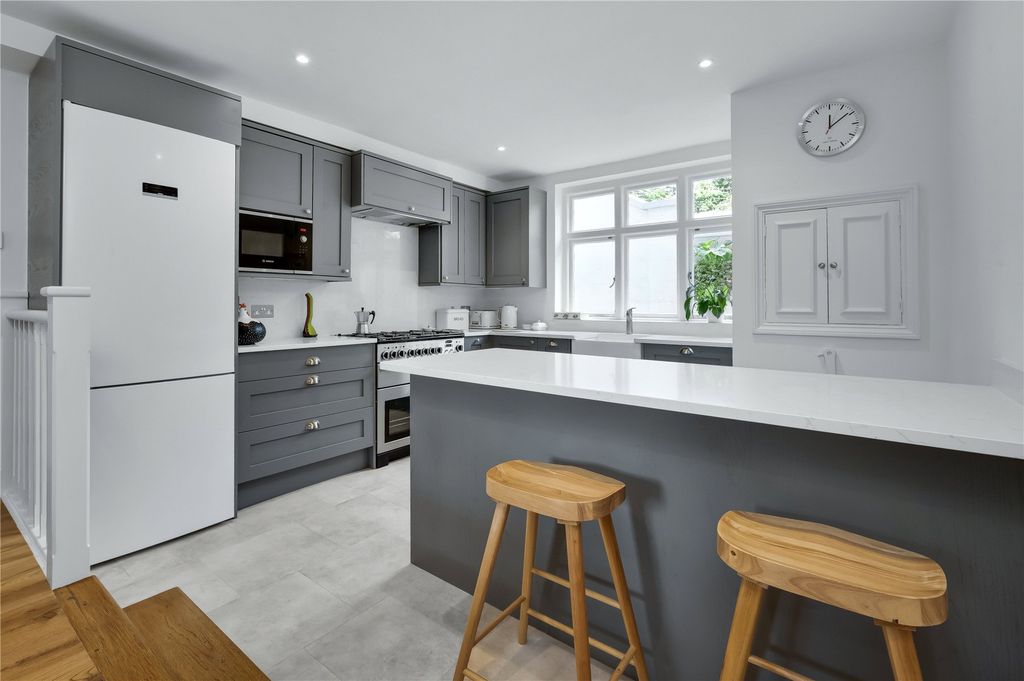 Property photo 2 of 22 Picture 2