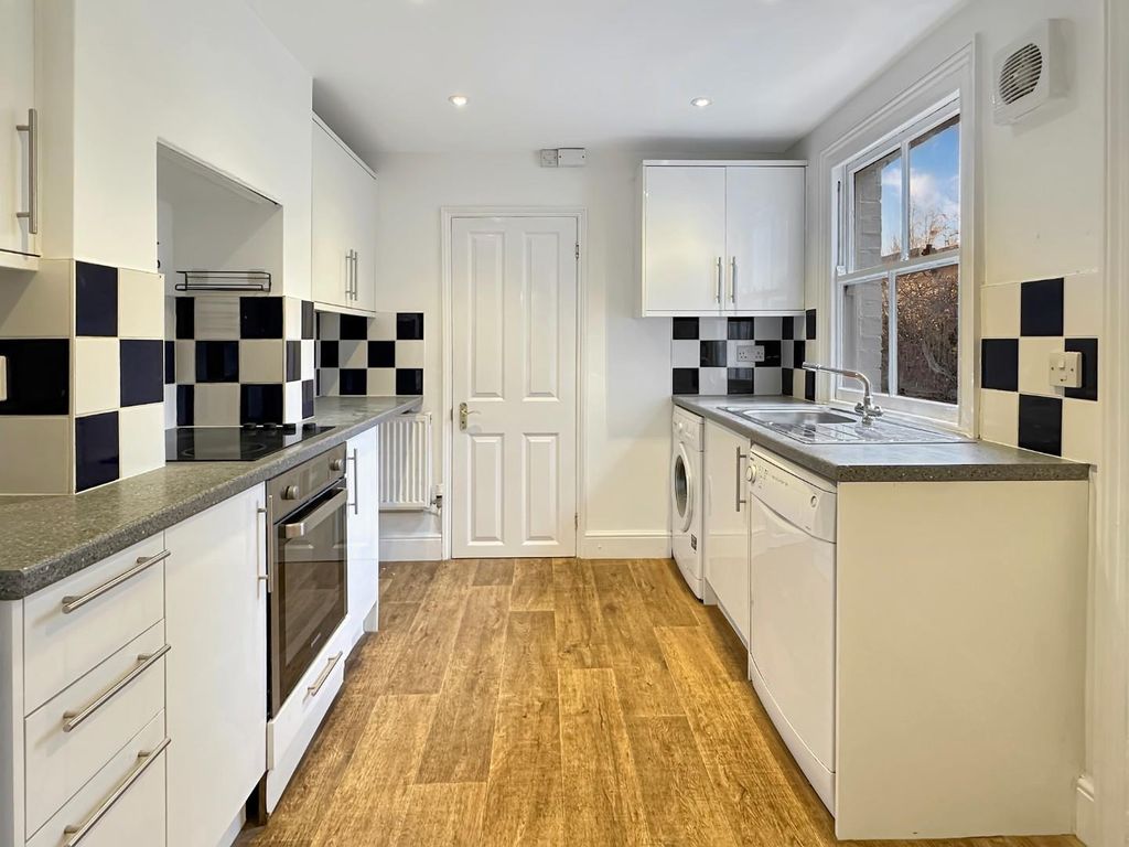 Property photo 3 of 15 Img (3).Jpg