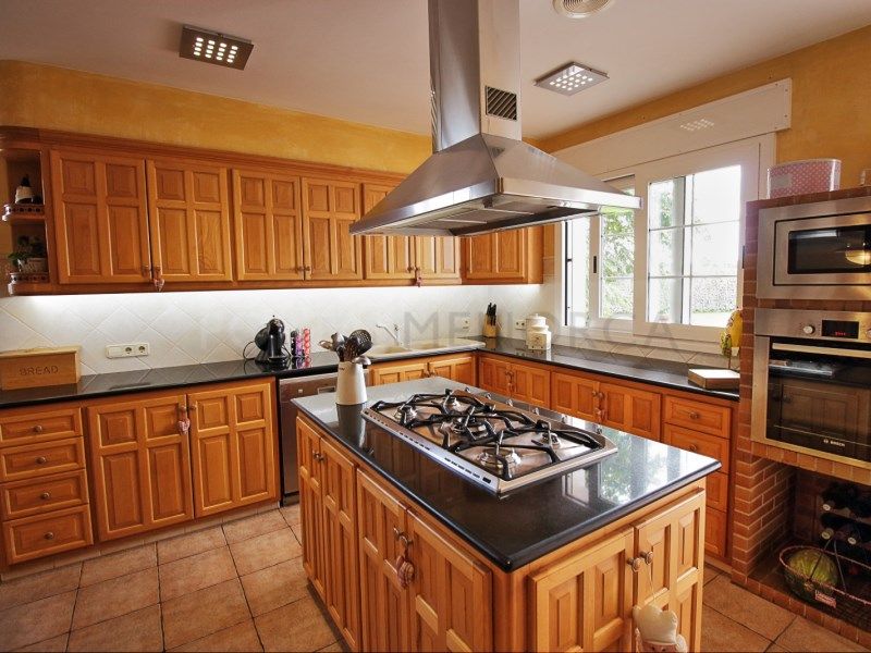 Property photo 3 of 88