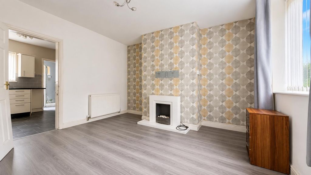 Property photo 2 of 12 68574c96-1705-44cd-97ce-4461660642F1.Png