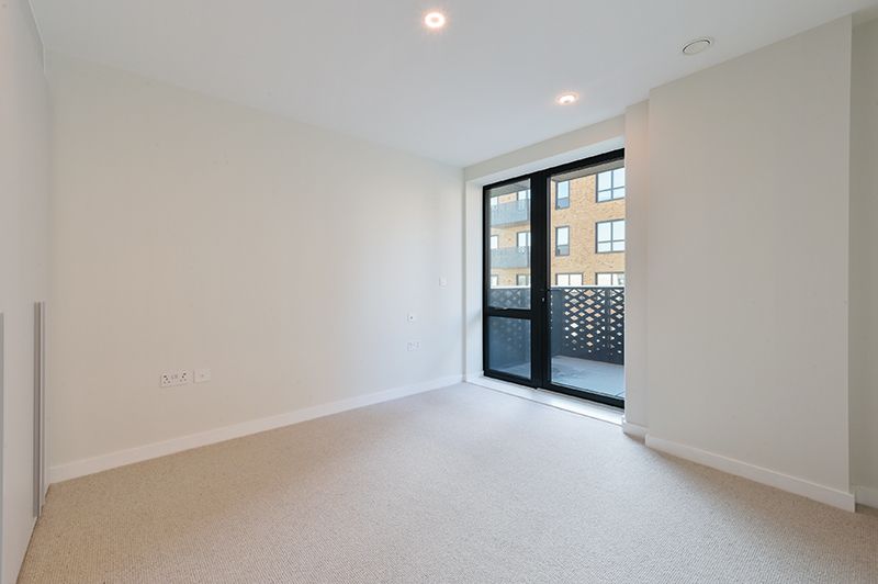 Property photo 3 of 17 Bedroom 1