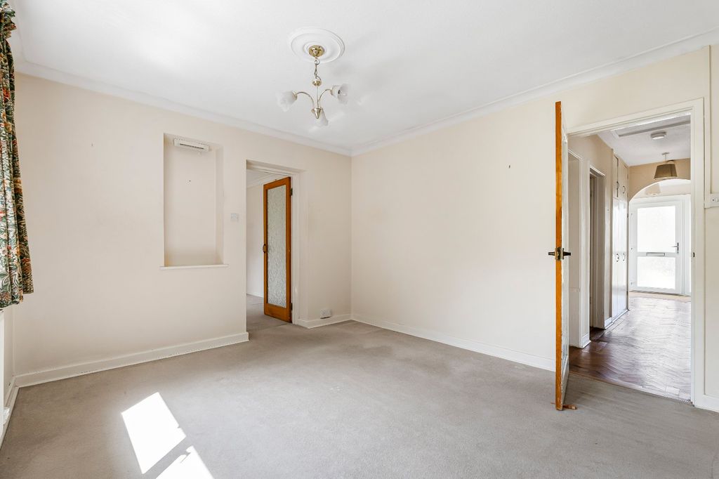 Property photo 3 of 19 Reception Room