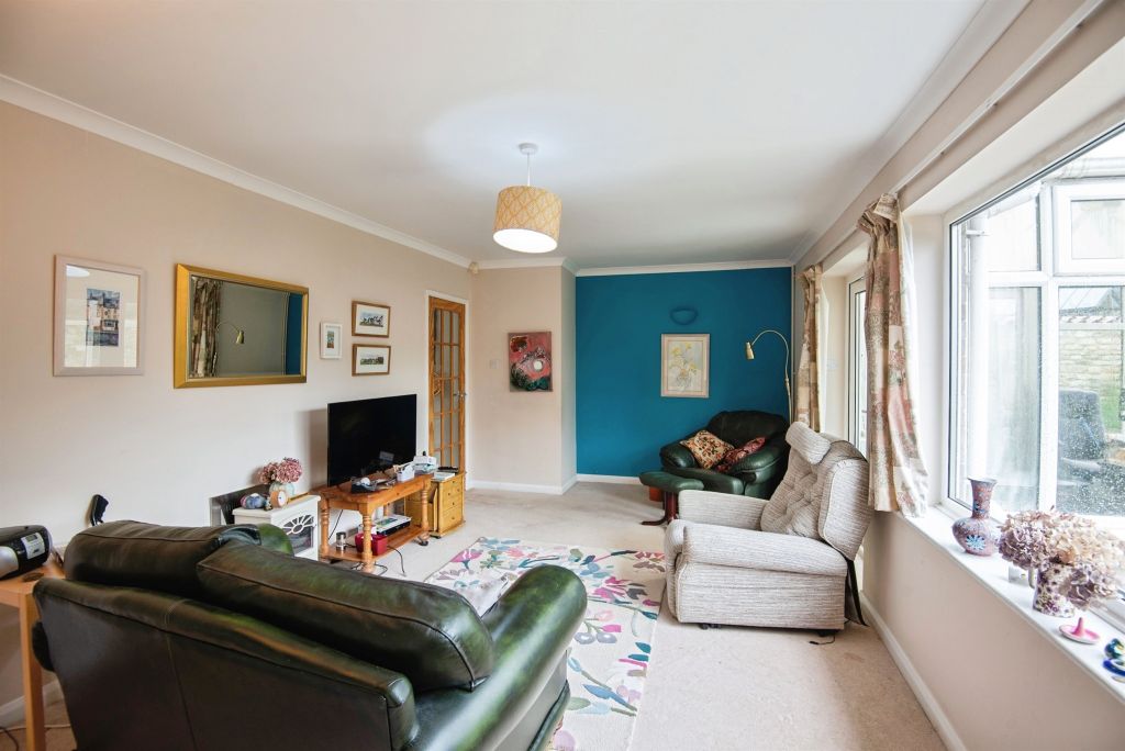 Property photo 2 of 24