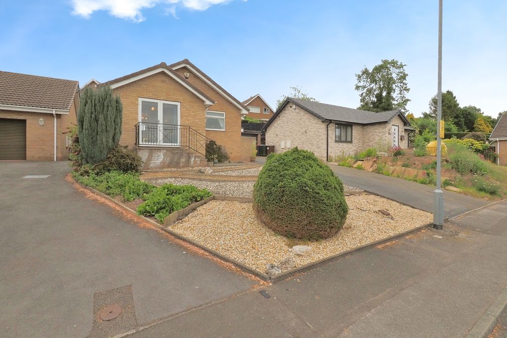 Property photo 2 of 17 Photo