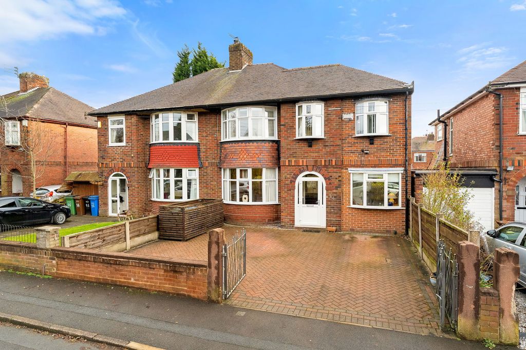 Property photo 1 of 20