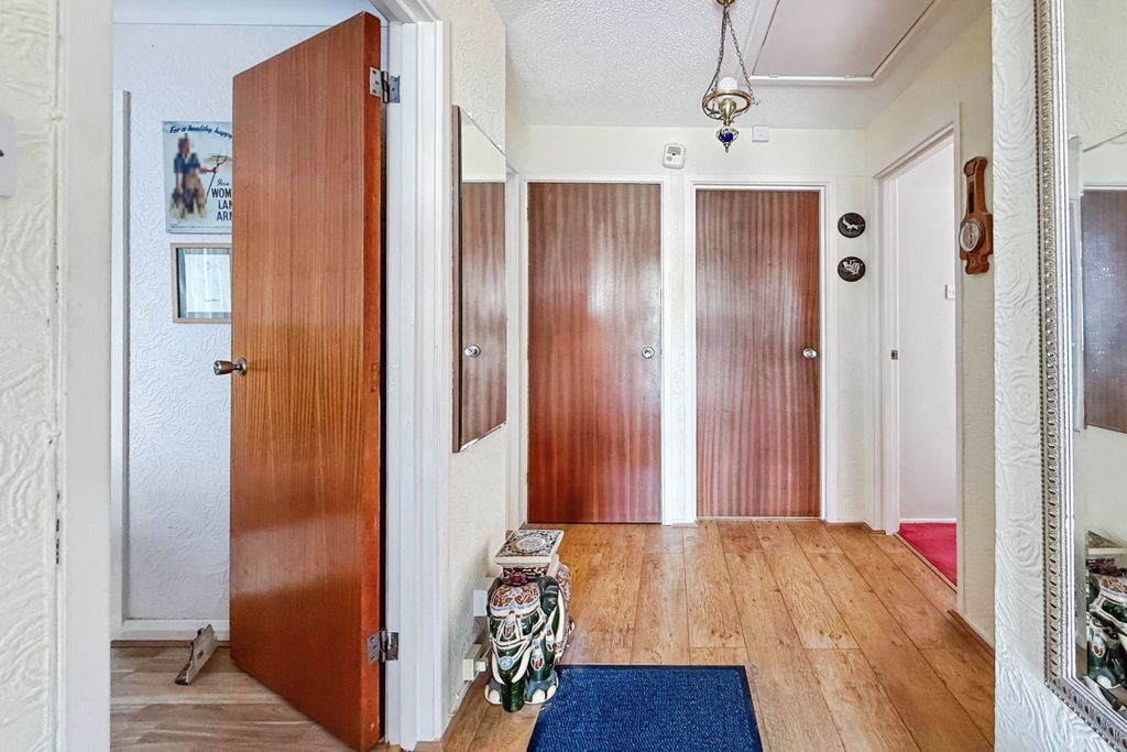 Property photo 2 of 15 Entrance Hallway
