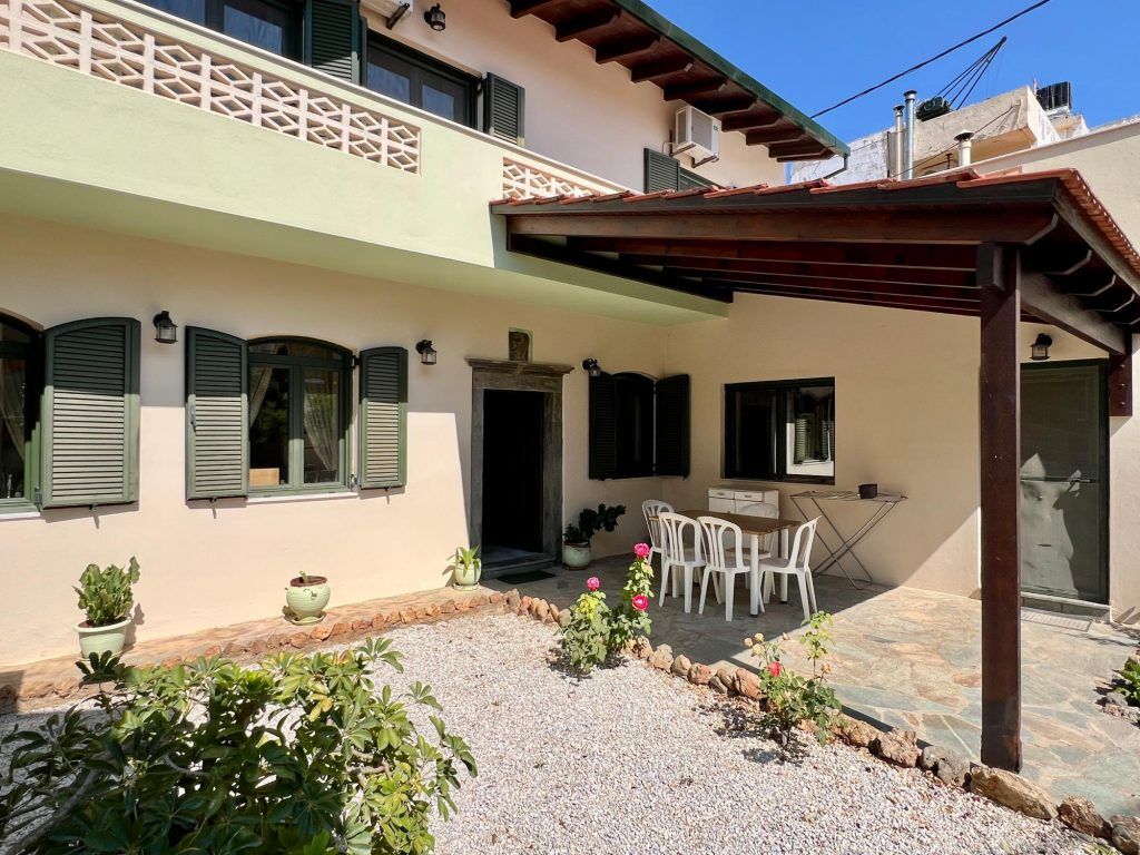 Property photo 1 of 46