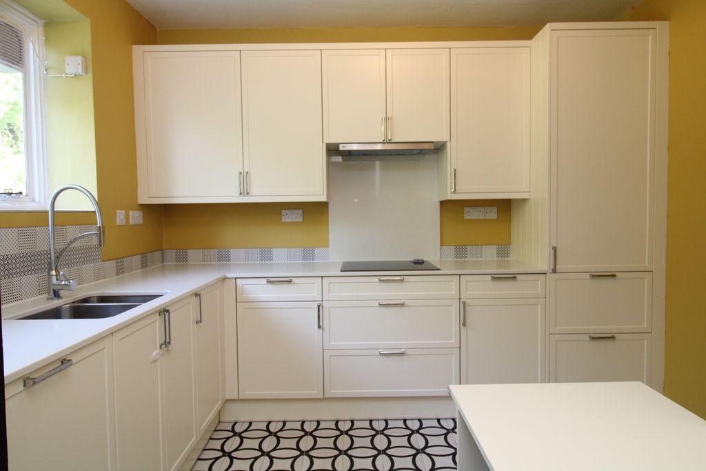 Property photo 2 of 26 Img_5858