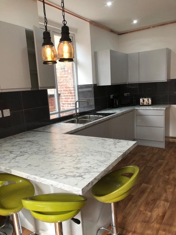 Property photo 2 of 16 Gallery