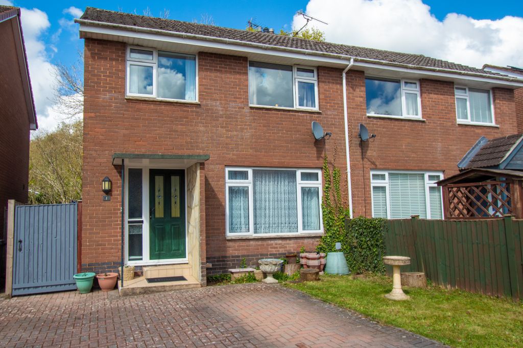 Property photo 1 of 14