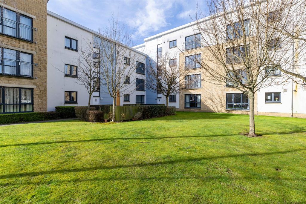 Property photo 1 of 17 62 Monart Road, Perth-41.Jpg