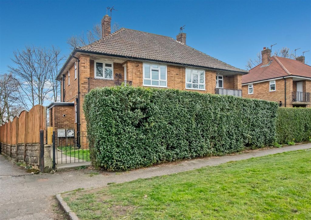 Property photo 1 of 14